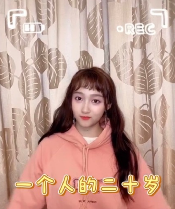 关晓彤|杨幂为关晓彤宣传新剧，对关晓彤的称呼成亮点，这是承认自己老了？