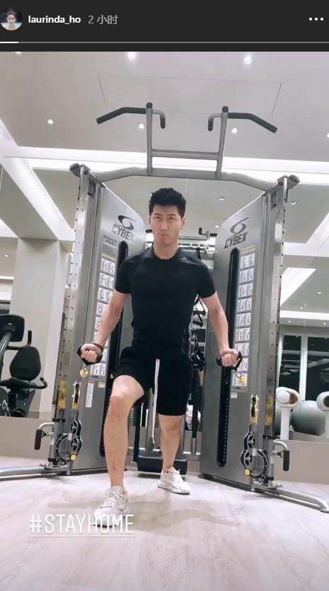 何超莲|送别赌王第四天，何超莲公开秀恩爱，留窦骁在妈妈家中居住疑已订婚