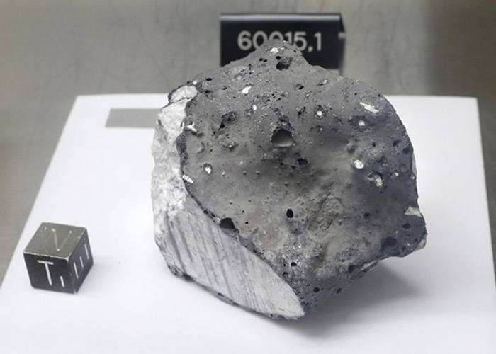 月球|月球上为什么没有火山喷发，在若干年前，它是否“活跃”？