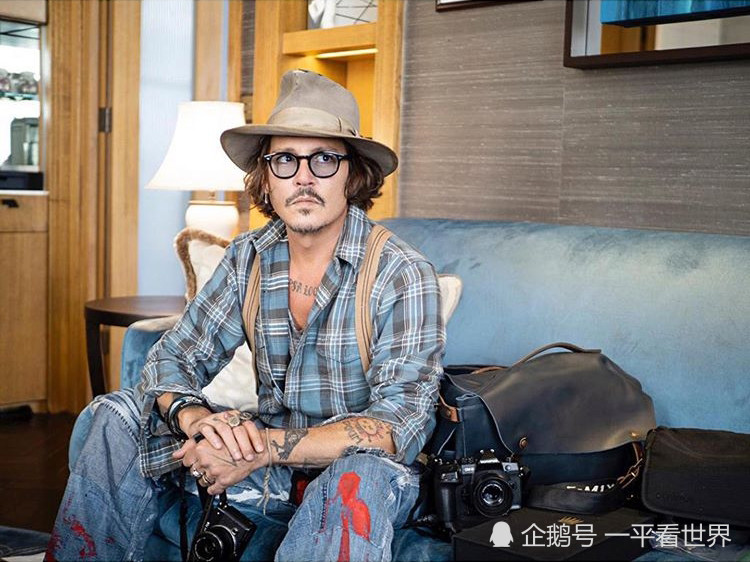 约翰尼·德普|德普庭审期间最新生活照曝光，多名工作人员作证庭审逐渐有利德普