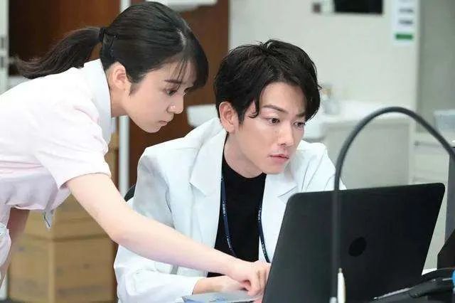 东宝株式会社|关于“强推之耻”，这位姐妹引起了大家的注意