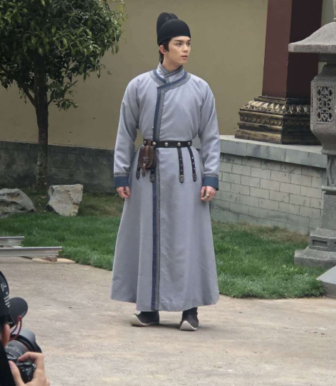 迪丽热巴|《长歌行》成大型“卸妆”现场，离开美颜后，主演们的颜值很真实