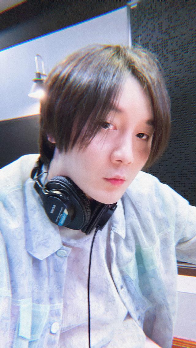 最后就是张大仙觉得没有必要,而且张大仙一直以来都秉着一个原则,卖艺