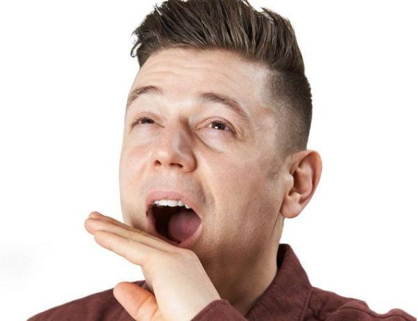 脑梗|忠告：晨起若有4个表现或是血管堵了，坚持“一多三少”或能改善