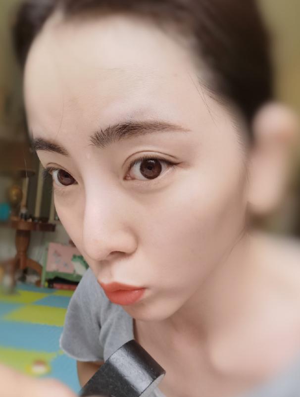 李思思|央视主持人李思思存在感越来越低，老公身份逐渐被观众“破解”