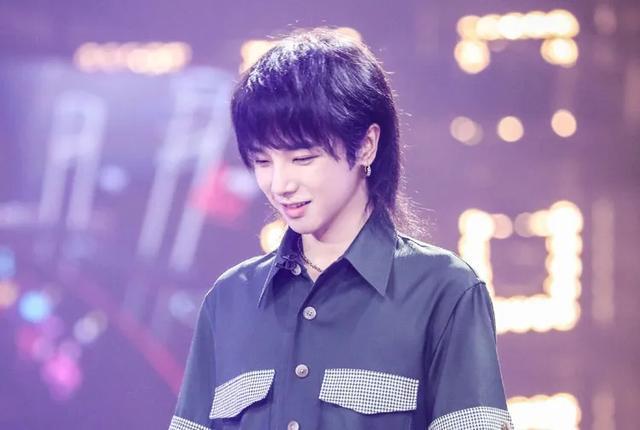 华晨宇|华晨宇安慰人的方式有点怪，却让无数人心里跟着暖了起来