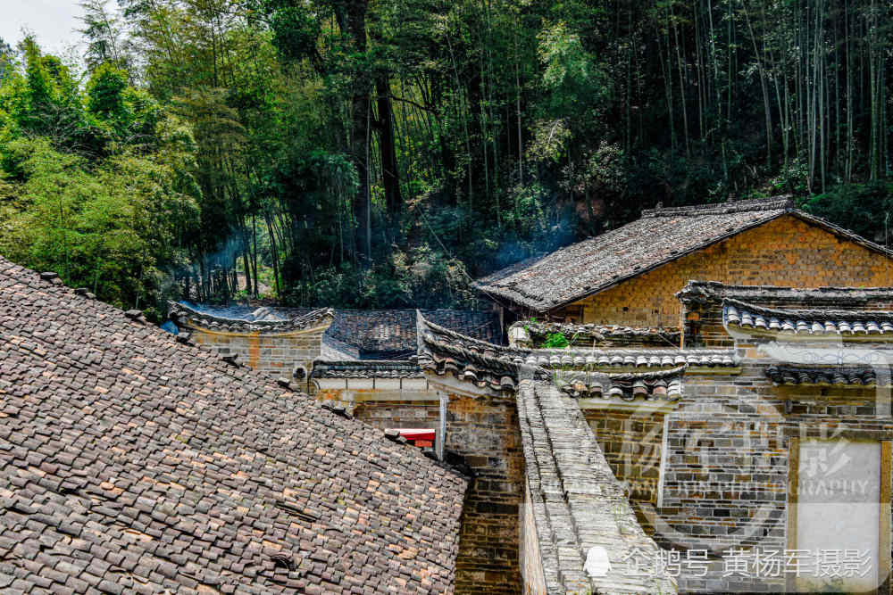 贛州贛縣區白鷺古村,大山深處一腳踏三縣的客家古村,古建築眾多