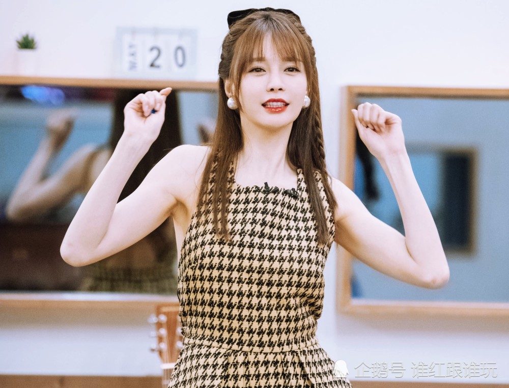 沈梦辰|沈梦辰淘汰后，晒姐姐丑图！刘雯事件重演，关系好还是情商低？