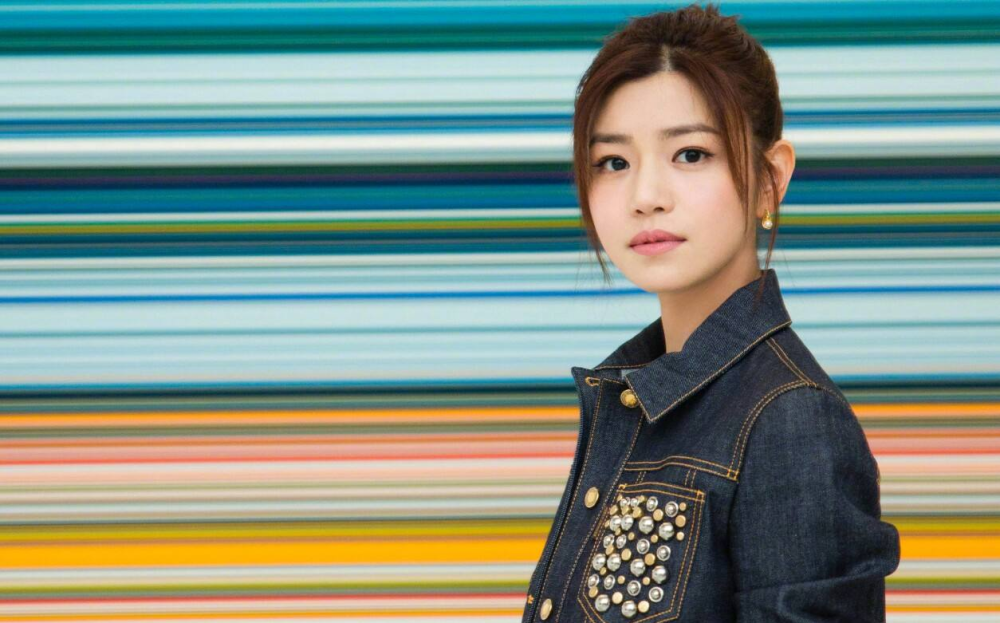 陈妍希|陈妍希新剧即将来袭，挑战传奇歌后邓丽君，多位实力戏骨为其作配