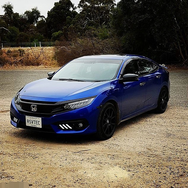 人民币|男子偷偷把父亲580万财产挥霍得仅剩98块，父亲靠领救济生活