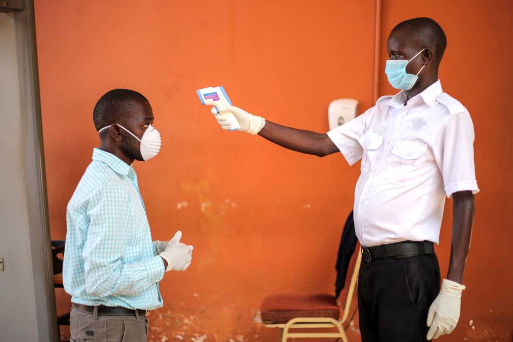 非洲_社会|聚焦丨握着一手“防疫烂牌”的非洲 凭什么逆风翻盘？