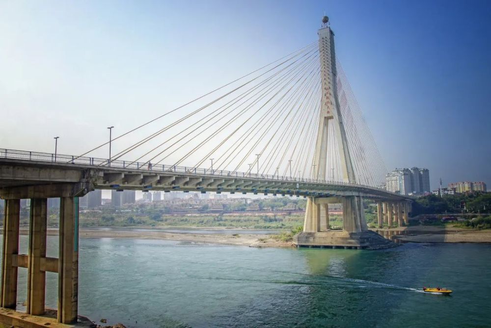 已建有糯扎渡和景洪两座枢纽,并规划建设橄榄坝和勐松两座枢纽