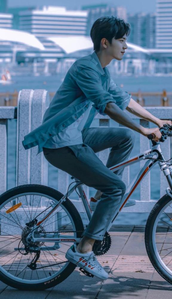 余生请多指教|《余生》即将上线，肖战携手三部作品回归，仍是娱乐圈顶流