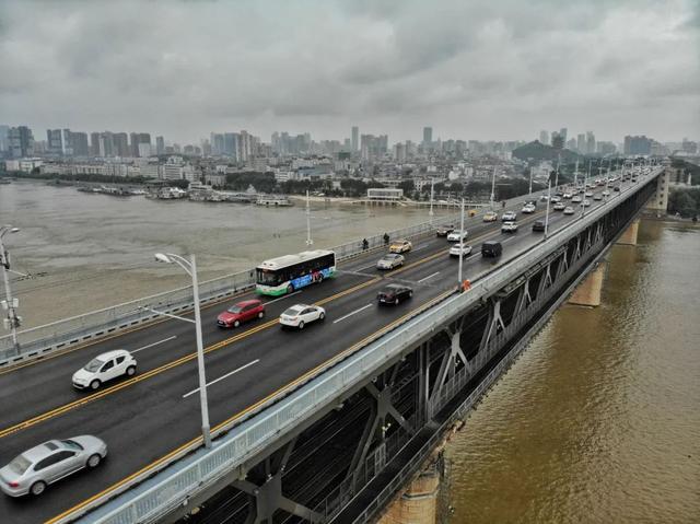 长江|长江最深的地方有多深？