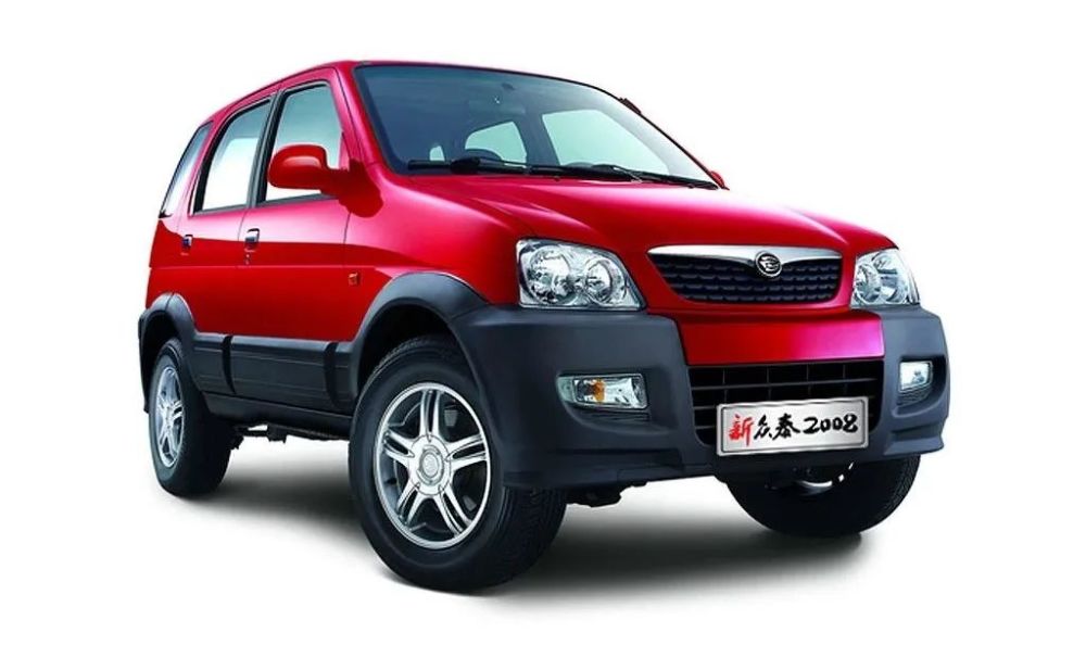 2004年,众泰出手买下一条台湾丰田特锐的生产线,两年后推出"众泰2008