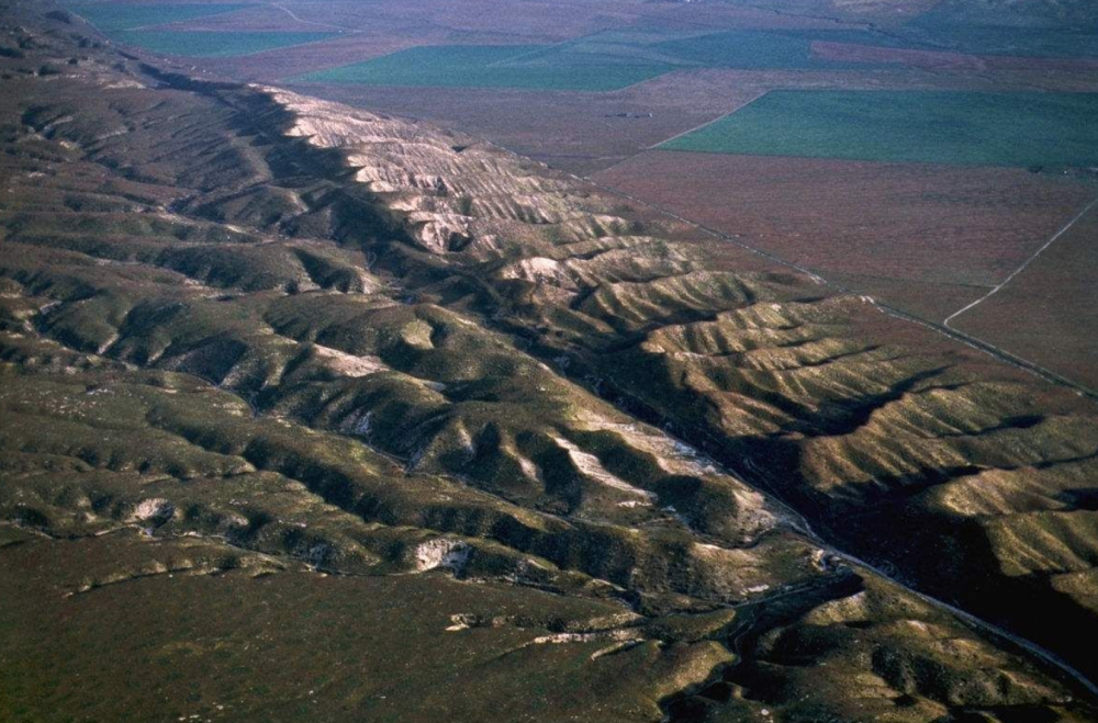 科学家|比模型高出100倍！科学家警告：美国发生大地震概率增至2.3％