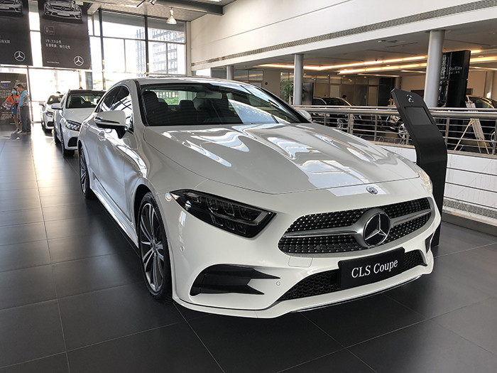 抢先看2020款奔驰cls300值不值 感觉比奥迪a7更拉风_腾讯新闻