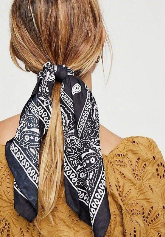 优雅精致的造型设计超有韵味!尤其搭配发带造型,成熟女人更合适