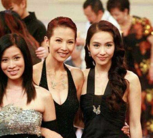 黎姿|黎姿当年有多美？张柏芝承认不如她，林心如周慧敏与她合影都黯然失色