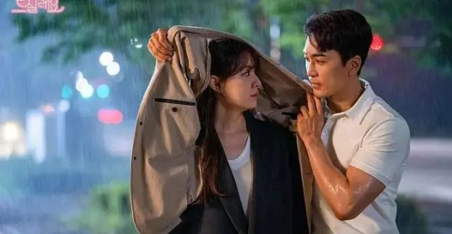 无缝衔接的恋爱,算出轨吗?