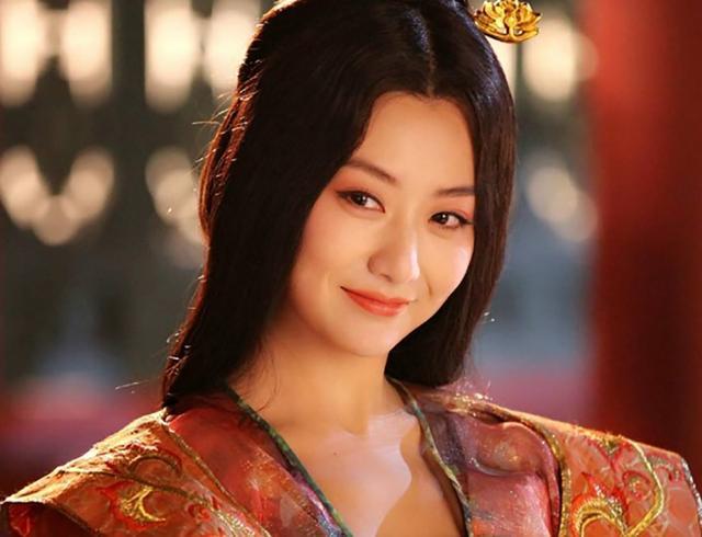 白冰|白冰和甘薇的同一种命运：10年后，“京城四美”也不过如此