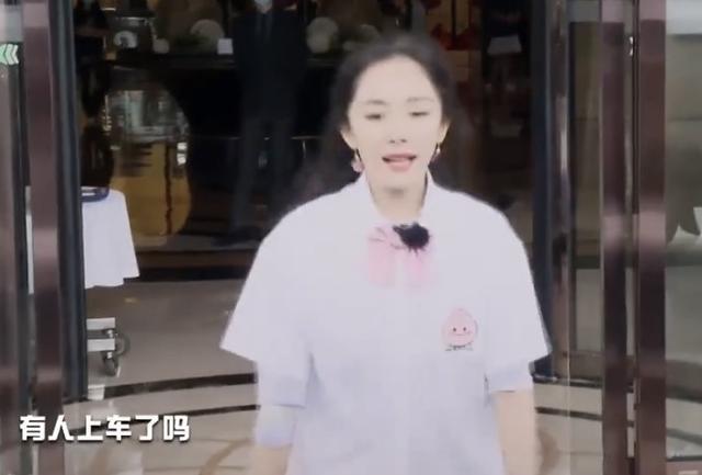 杨幂|颜值难回春？杨幂《密逃》生图曝光老态十足，法令纹重发际线抢眼