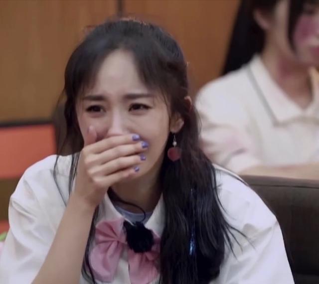 杨幂|颜值难回春？杨幂《密逃》生图曝光老态十足，法令纹重发际线抢眼