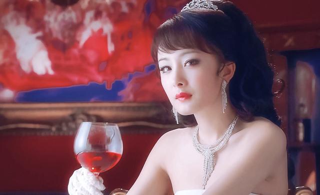 杨幂|颜值难回春？杨幂《密逃》生图曝光老态十足，法令纹重发际线抢眼