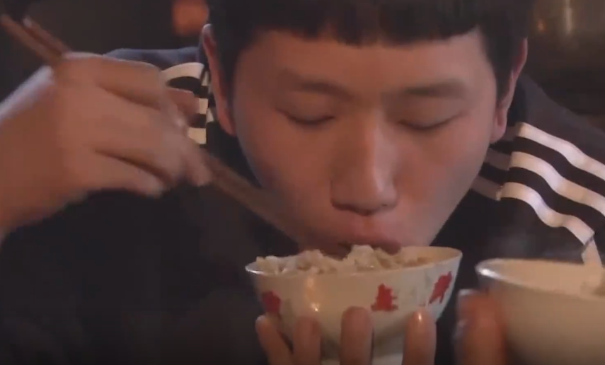 王境泽|蔡徐坤魅力有多大？“真香本人”王境泽奔赴前线只为追蔡徐坤！