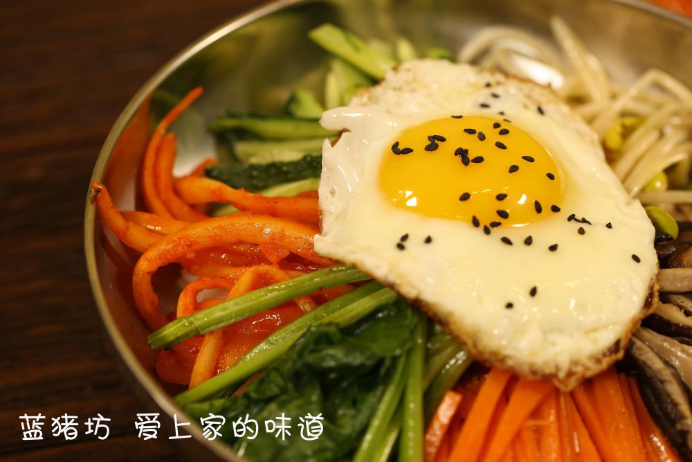 家庭版韩式拌饭,做法超级简单,成本只要几块钱,吃着太过瘾!_腾讯新闻