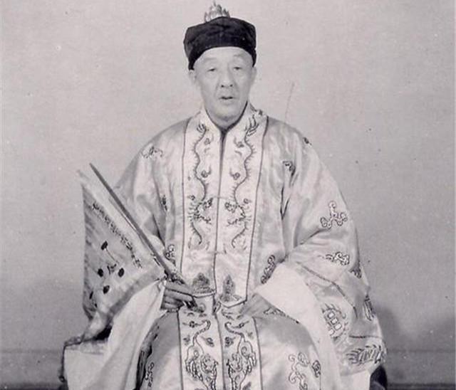 政府败退台湾,最后一任公认的第六十三代天师张恩溥携带家眷仓皇出走