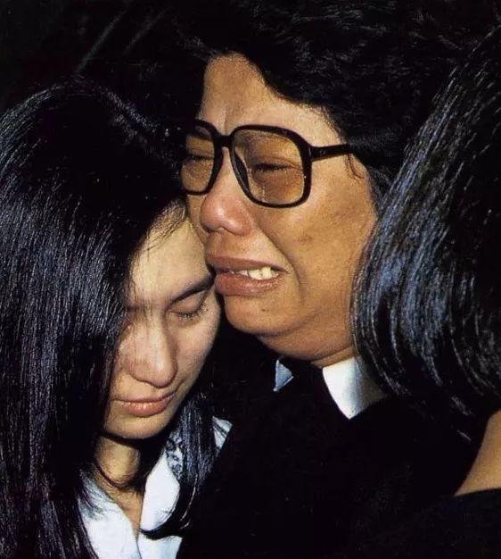 何超琼|“赌后”何超琼：错过陈百强，嫁给许晋亨，如今却孤身无子女