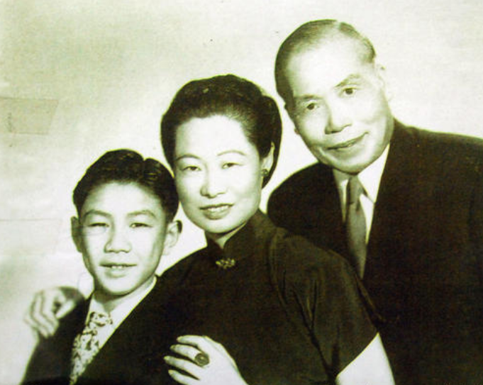 李宗仁携妾赴美,9年后才将原配接去,却让她独守空房70载