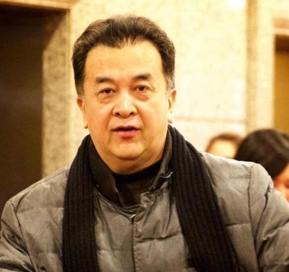 国家一级演员|五年前，国家一级演员黄宏上午被免职，下午就被带走，今现状堪忧