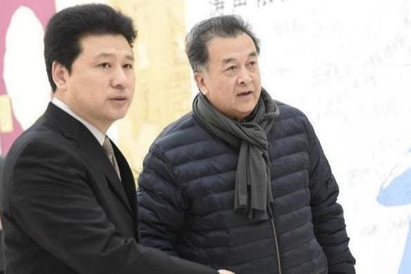 国家一级演员|五年前，国家一级演员黄宏上午被免职，下午就被带走，今现状堪忧