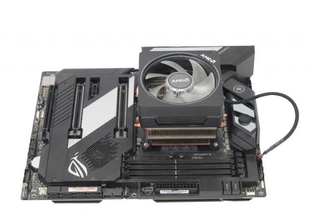 十代i7 10700kf对战锐龙7 3700x:谁才是您的天选之u?