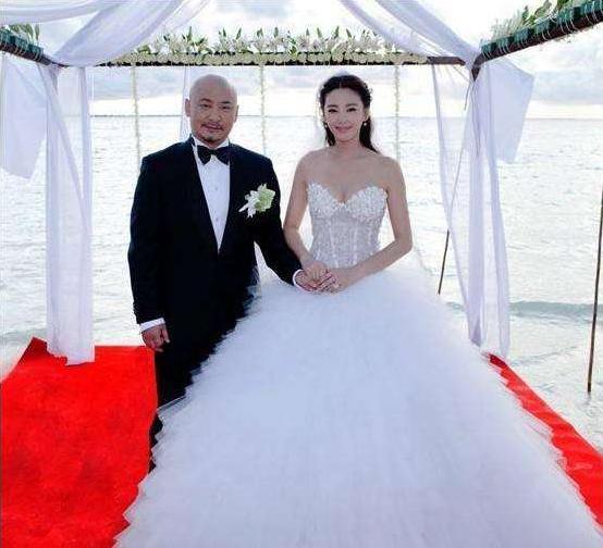 王全安|2011年，王全安娶了“尤物”张雨绮，为何还要赌上名声花800元寻欢？