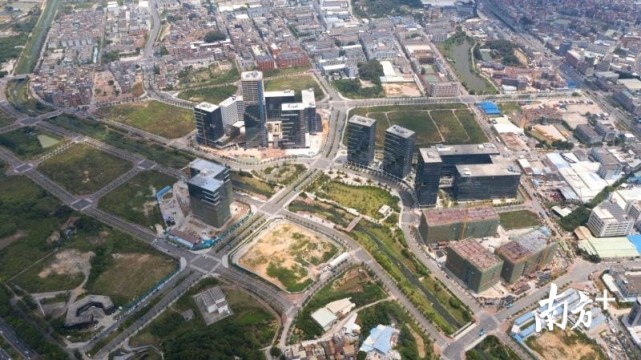 统筹4万平方米场地，寮步松湖智谷打造招商低成本空间_腾讯新闻