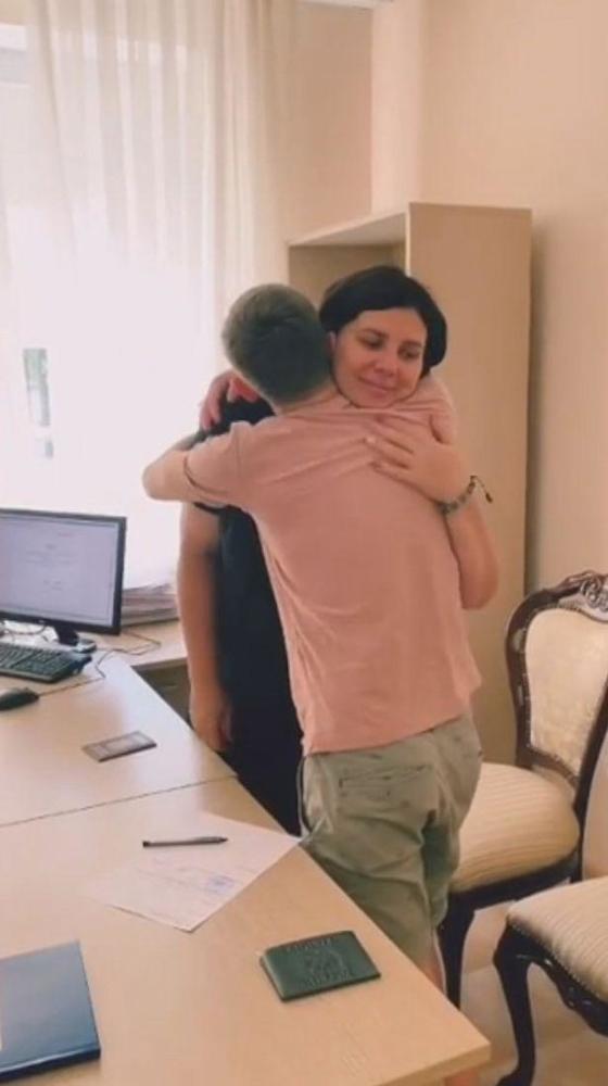 玛丽娜·巴尔马舍娃|俄罗斯女子和相差15岁的继子结婚，网友：我们反对这门亲事