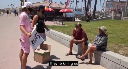 美国_社会|美国亨廷顿比奇海滩，被网友骂上了推特热搜