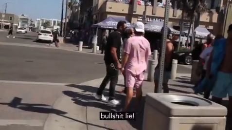 美国_社会|美国亨廷顿比奇海滩，被网友骂上了推特热搜