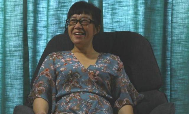 余秀华|诗人余秀华5个月内给歌手李健写4首情诗，网友：没见过这样的诗人