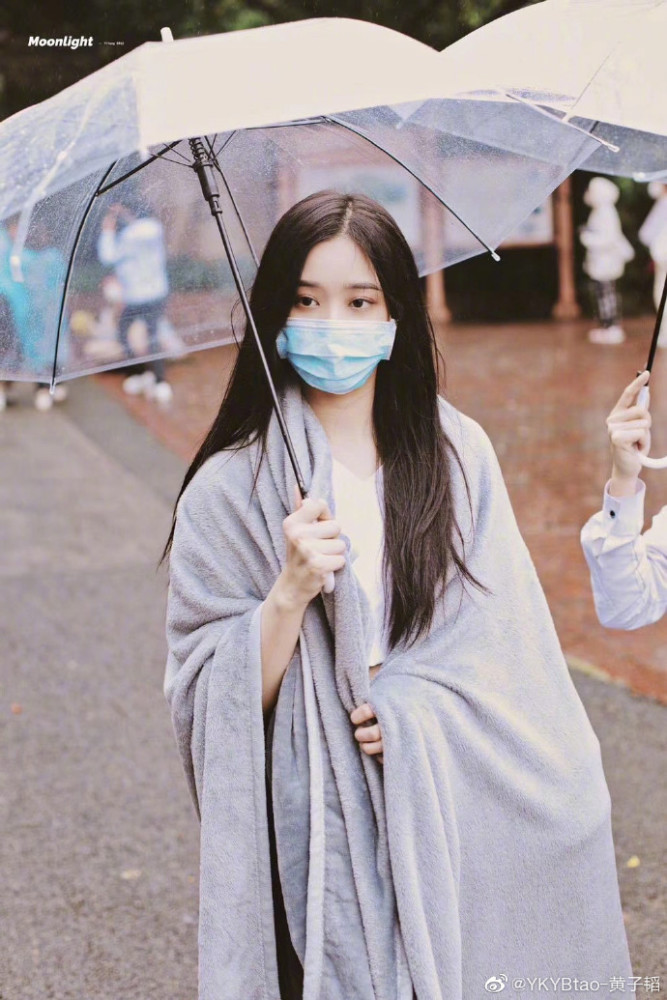 黄子韬|太暧昧？黄子韬掐点为徐艺洋宣传打call，双方都是彼此“唯一”
