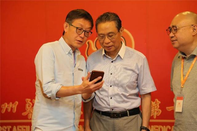 中国医生|期待！中国机长原班人马拍《中国医生》，钟南山：望此片走出国门