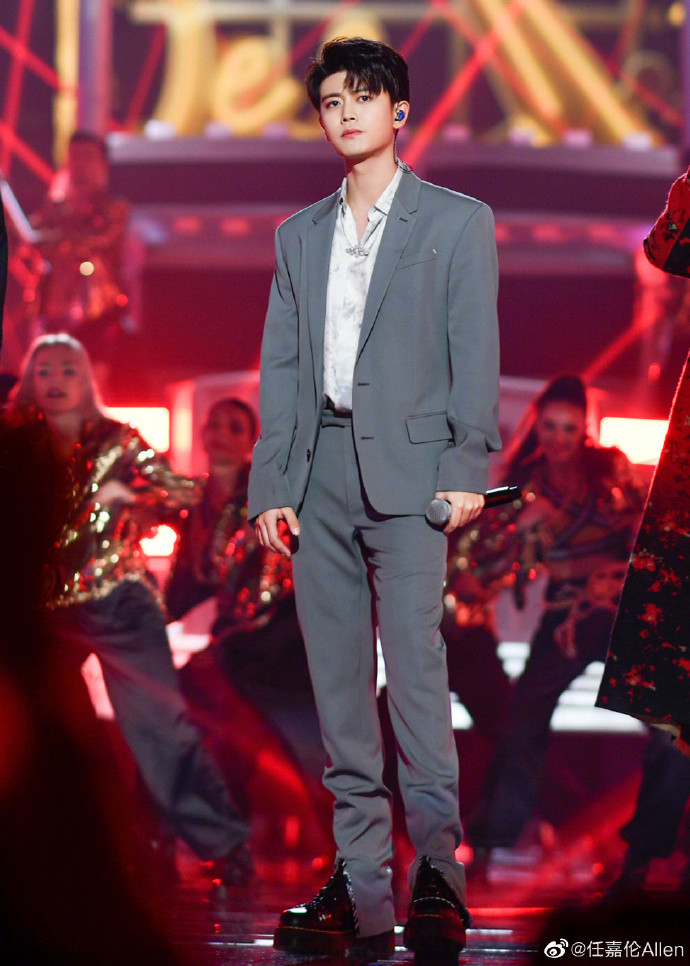 任嘉伦|6月明星商业价值榜，任嘉伦夺冠，创个人历史最好成绩