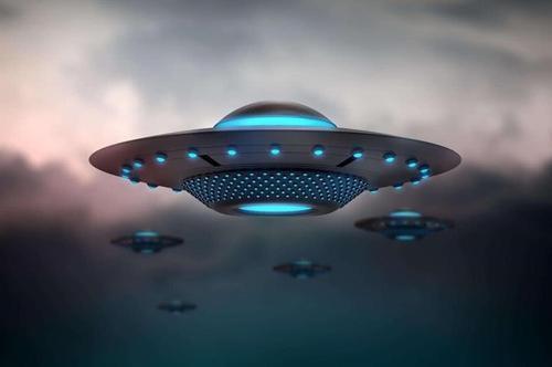 ufo|加拿大高空现圆盘状飞行物，真的会有地外飞行器来到地球吗