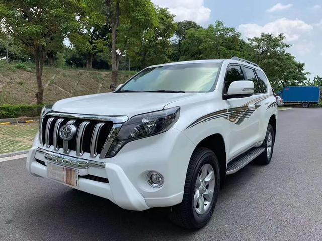 16霸道4000vx如果说路虎是男人的腿那么霸道就是你的左膀右臂