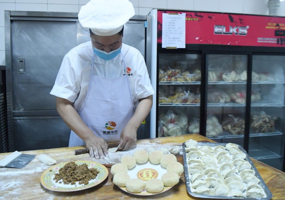 饺子|老字号出了速冻头伏水饺，今年可以线上买