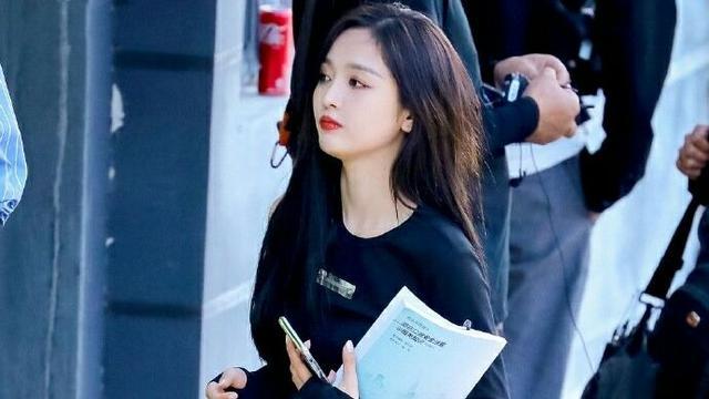 火箭少女101|解散后的火箭少女成员，张紫宁拿下星云榜冠军，赖美云与海信合作