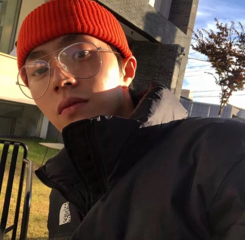 男生头像希望你做一个甜甜的梦我的意思是梦到我